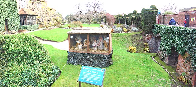 New Place, Stratford upon Avon, Christmas 2003